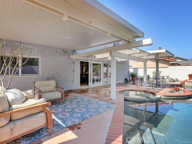 25152 Mammoth, Lake Forest (el Toro), CA 92630