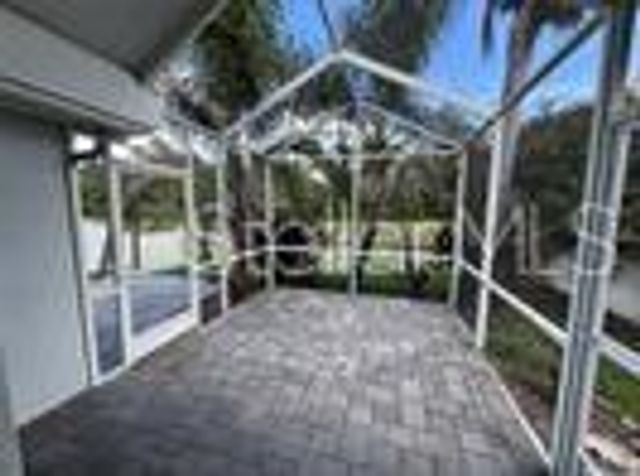5722 TANAGERLAKE ROAD, Lithia, FL 33547