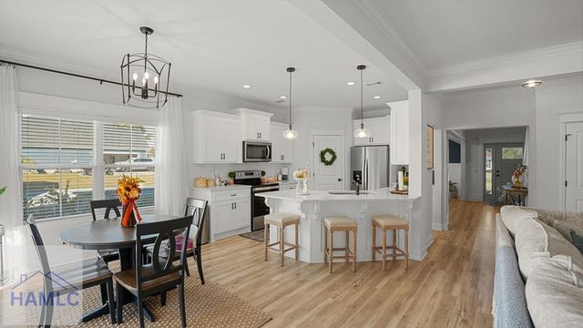 818 Kaitlyn Avenue, Odum, GA 31555