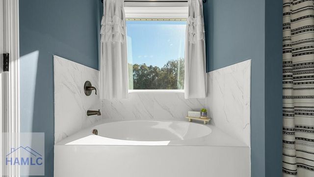 818 Kaitlyn Avenue, Odum, GA 31555