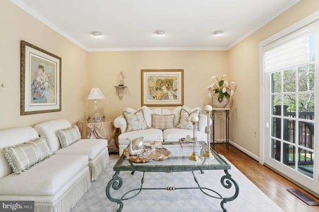 5 COLUMBINE CT, Baltimore, MD 21209