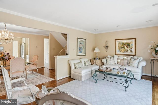 5 COLUMBINE CT, Baltimore, MD 21209