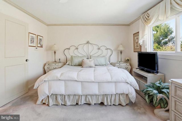 5 COLUMBINE CT, Baltimore, MD 21209