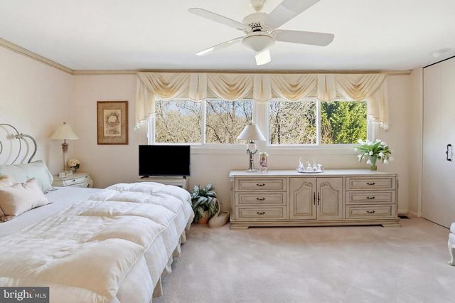 5 COLUMBINE CT, Baltimore, MD 21209