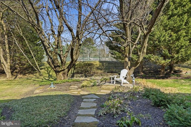 5 COLUMBINE CT, Baltimore, MD 21209