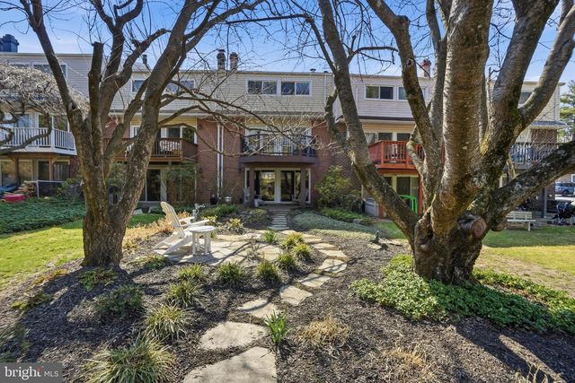 5 COLUMBINE CT, Baltimore, MD 21209