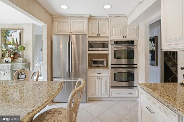 5 COLUMBINE CT, Baltimore, MD 21209