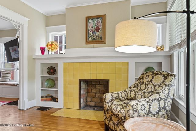 1860 Alfresco Pl, Louisville, KY 40205