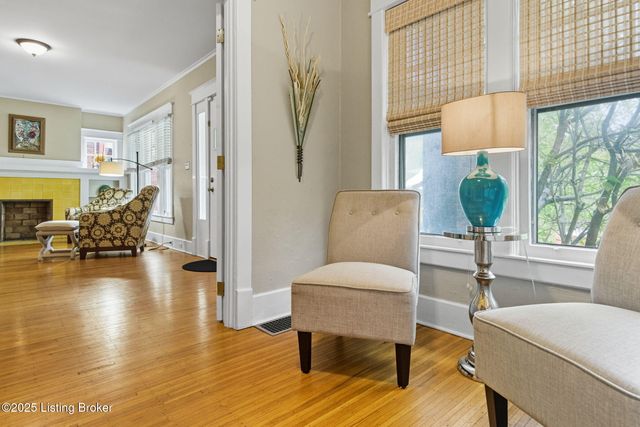 1860 Alfresco Pl, Louisville, KY 40205