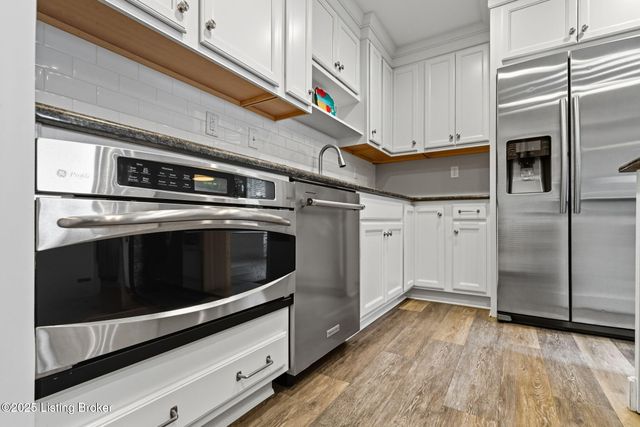 1860 Alfresco Pl, Louisville, KY 40205