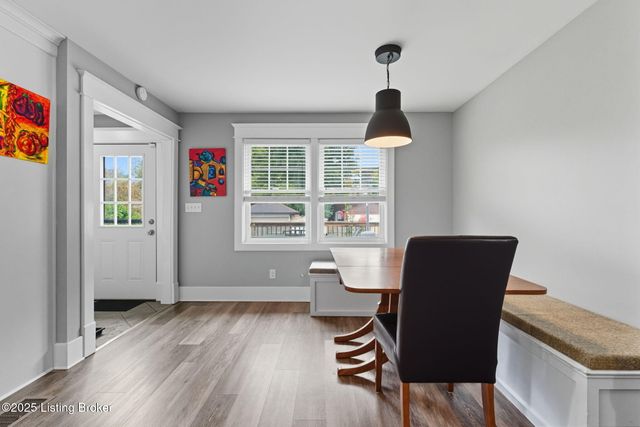 1860 Alfresco Pl, Louisville, KY 40205