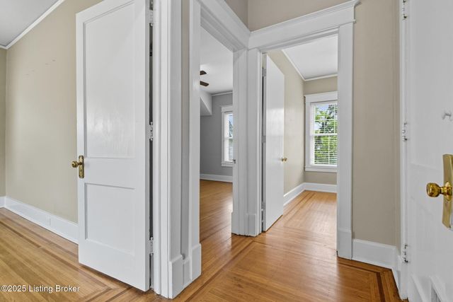 1860 Alfresco Pl, Louisville, KY 40205