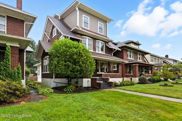 1860 Alfresco Pl, Louisville, KY 40205