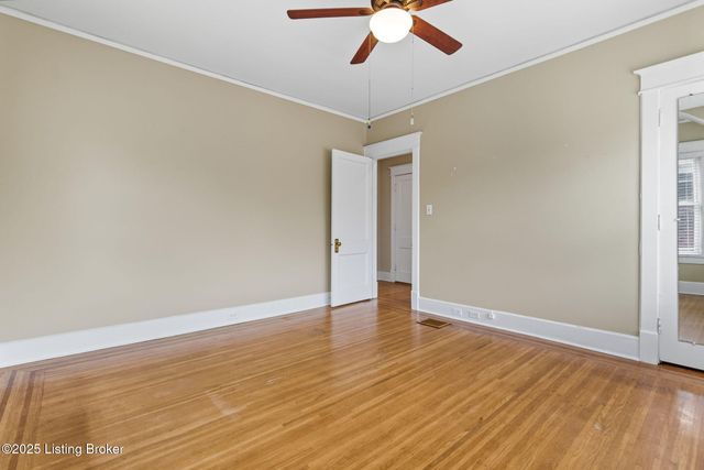 1860 Alfresco Pl, Louisville, KY 40205