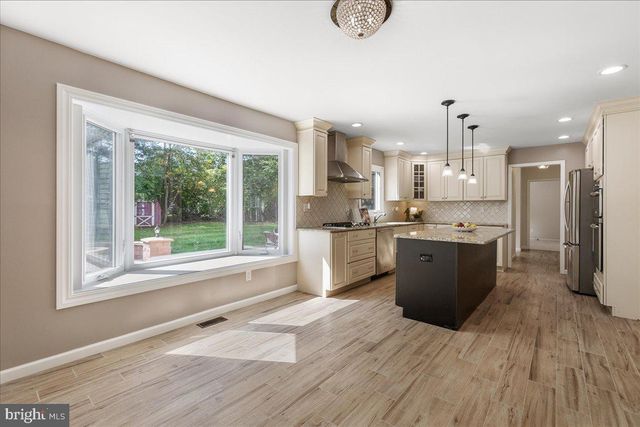 3 CARTWRIGHT DR W, Princeton Junction, NJ 08550