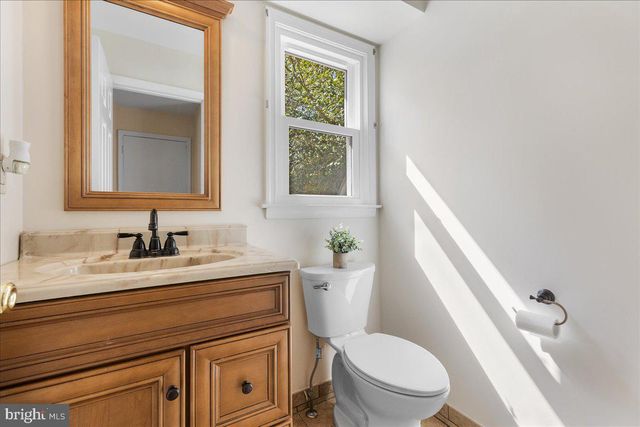 3 CARTWRIGHT DR W, Princeton Junction, NJ 08550