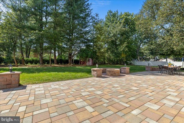 3 CARTWRIGHT DR W, Princeton Junction, NJ 08550