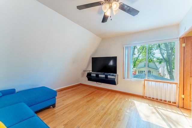 2555 N Mason Avenue, Chicago, IL 60639