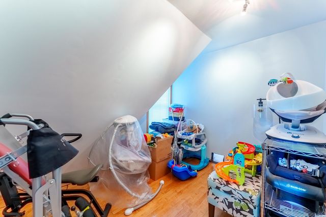 2555 N Mason Avenue, Chicago, IL 60639
