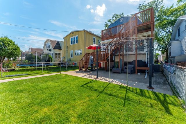 2555 N Mason Avenue, Chicago, IL 60639
