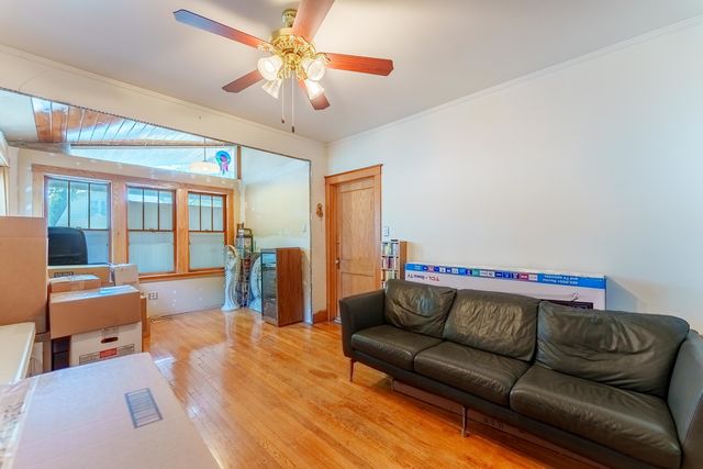2555 N Mason Avenue, Chicago, IL 60639