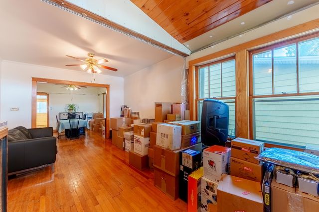 2555 N Mason Avenue, Chicago, IL 60639