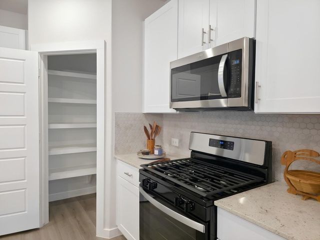 6912 California Black Oak Drive, Conroe, TX 77304