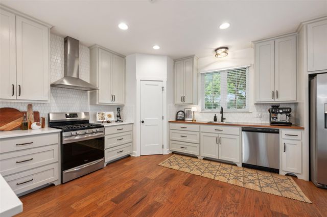 1301 West ST, Georgetown, TX 78626