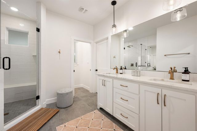 1301 West ST, Georgetown, TX 78626