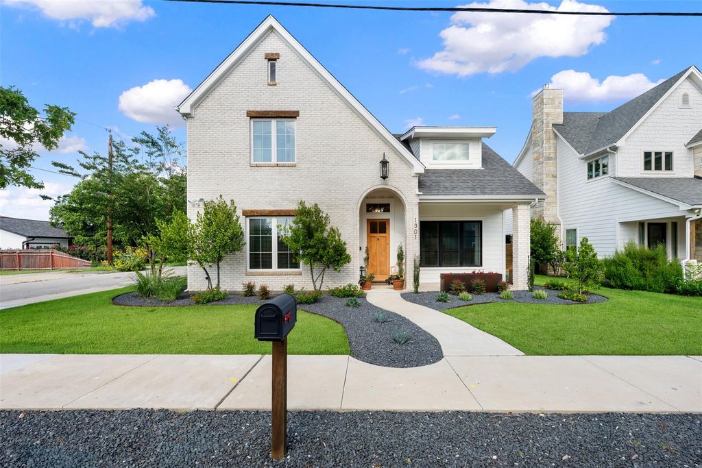 1301 West ST, Georgetown, TX 78626