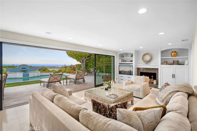 1509 Sandcastle Drive, Corona Del Mar, CA 92625