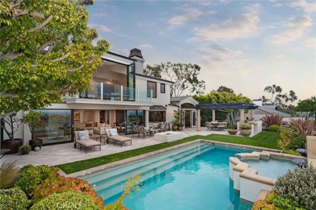 1509 Sandcastle Drive, Corona Del Mar, CA 92625