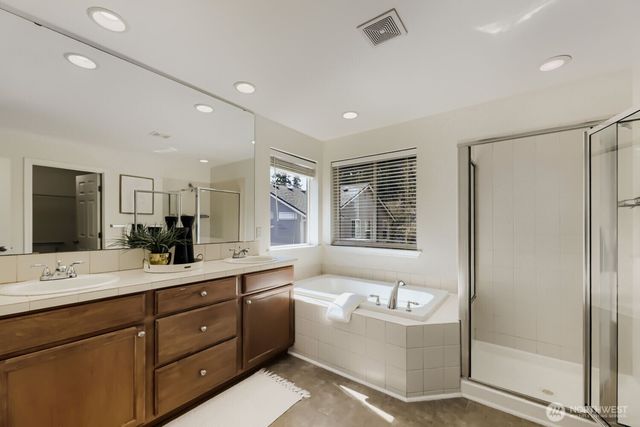 12933 NE 203rd Street, Woodinville, WA 98072