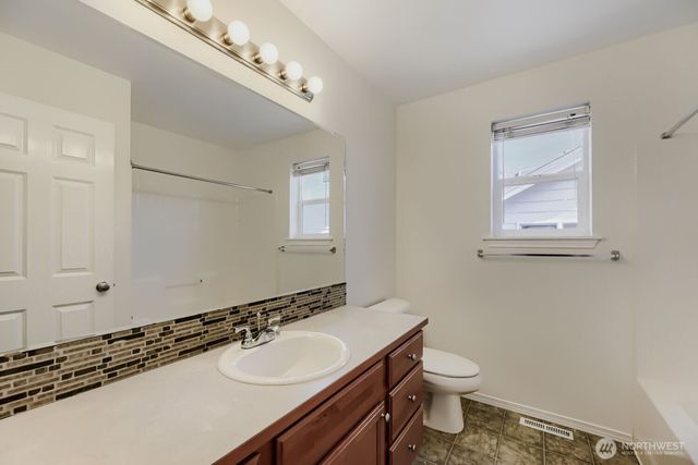 12933 NE 203rd Street, Woodinville, WA 98072