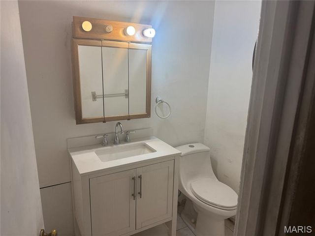 19 Bel Dere Drive, Fairview Heights, IL 62208