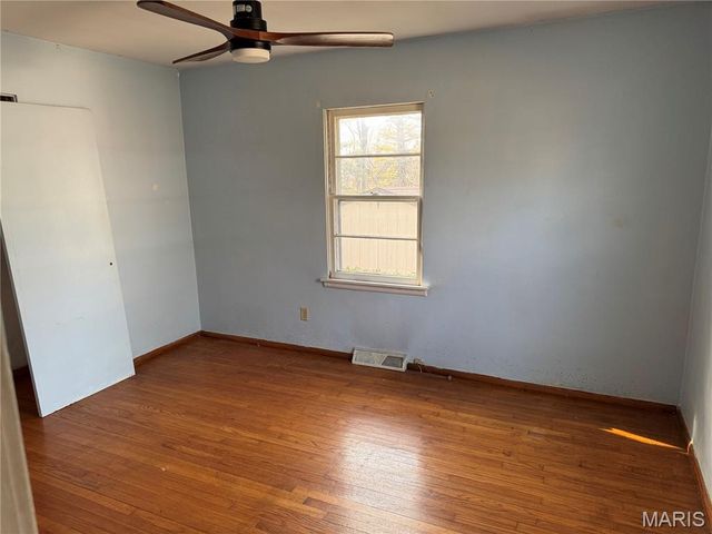 19 Bel Dere Drive, Fairview Heights, IL 62208