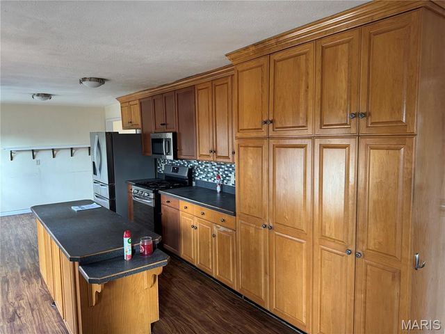 19 Bel Dere Drive, Fairview Heights, IL 62208