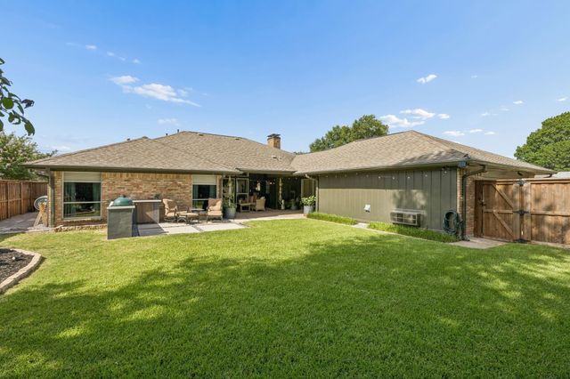 8839 Kingsley Road, Dallas, TX 75231
