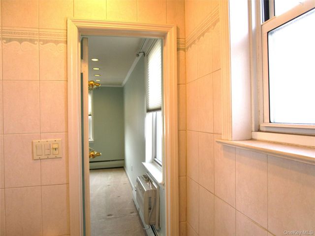 40 Daley Place 227, Lynbrook, NY 11563