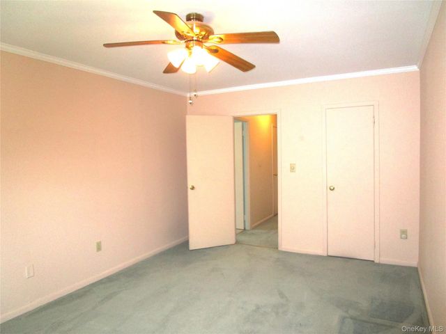 40 Daley Place 227, Lynbrook, NY 11563