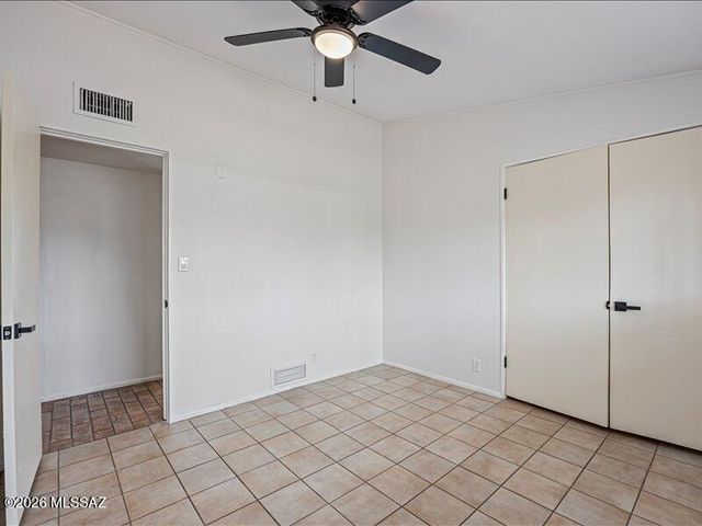 5940 E North Street, Tucson, AZ 85712