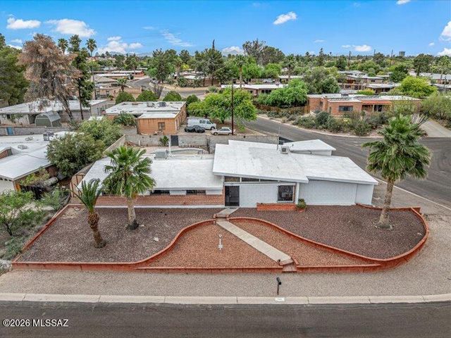 5940 E North Street, Tucson, AZ 85712