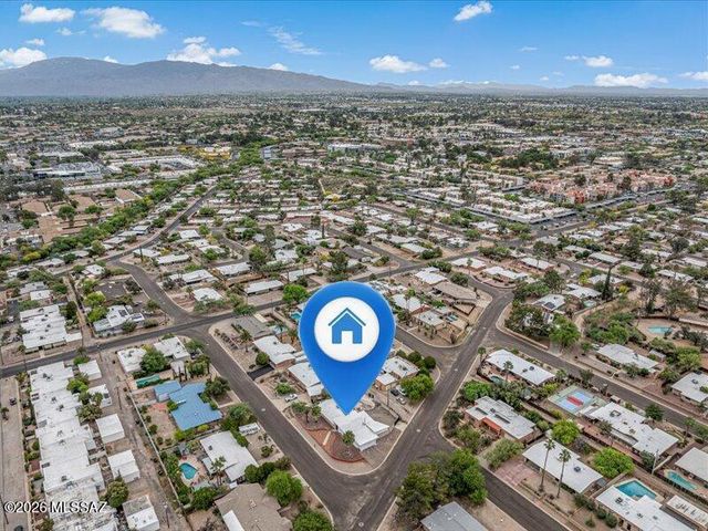 5940 E North Street, Tucson, AZ 85712