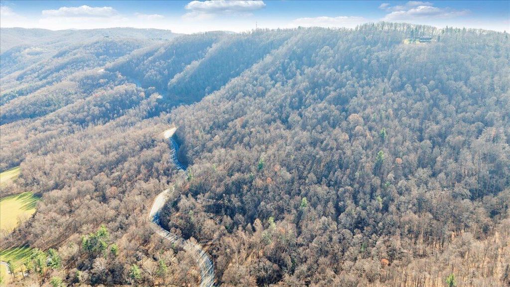 0 Bent Mountain RD, Roanoke, VA 24018