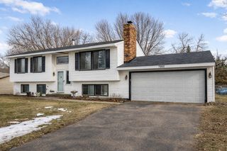 7062 Sherwood Road, Woodbury, MN 55125
