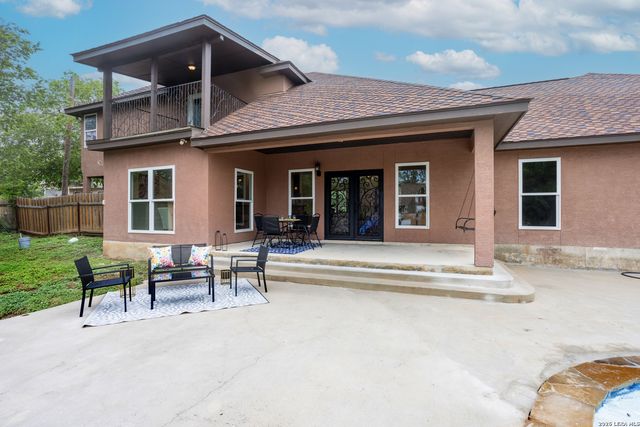 1910 Donaldson Ave, San Antonio, TX 78228