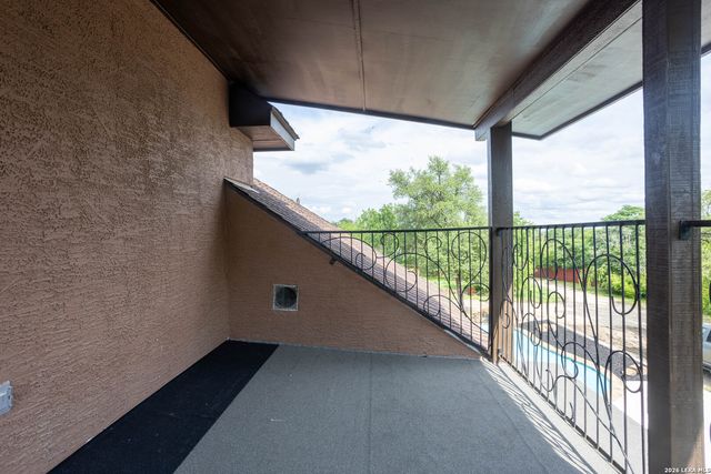 1910 Donaldson Ave, San Antonio, TX 78228