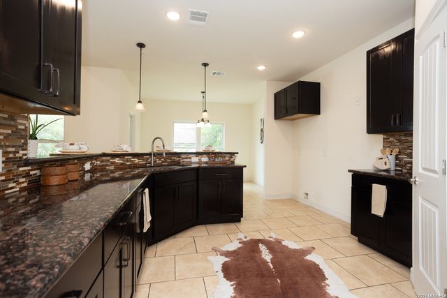 1910 Donaldson Ave, San Antonio, TX 78228