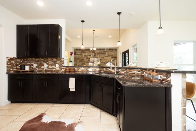 1910 Donaldson Ave, San Antonio, TX 78228