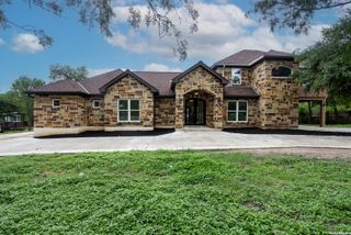 1910 Donaldson Ave, San Antonio, TX 78228